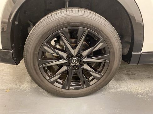 Used 2024 MAZDA CX-5 Carbon Edition image 29