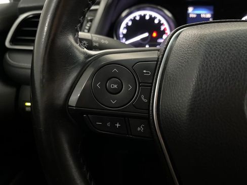 Used 2020 Toyota Camry SE FWD image 56
