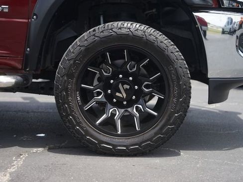 Used 2020 RAM 2500 Tradesman w/ Chrome Appearance Group AWD/4WD image 4