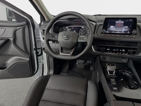 New 2026 Nissan Rogue SV image 23