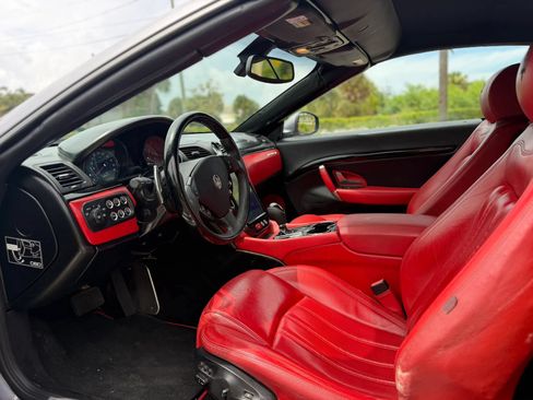 Used 2013 Maserati GranTurismo Convertible RWD image 12
