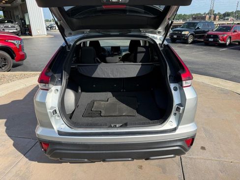 Used 2022 Mitsubishi Eclipse Cross LE AWD/4WD image 7