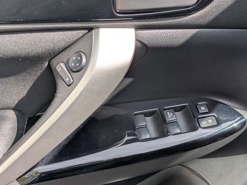 Used 2024 Mitsubishi Eclipse Cross LE AWD/4WD image 16