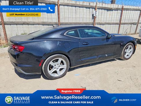 Used 2019 Chevrolet Camaro LT RWD image 4