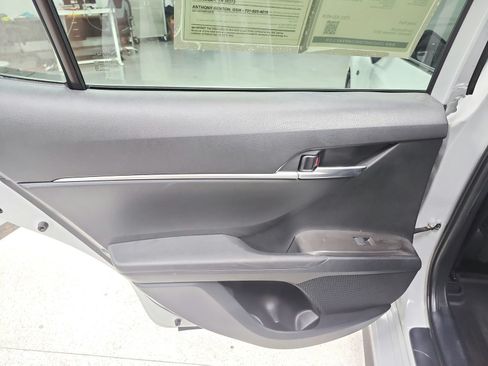 Used 2023 Toyota Camry SE FWD image 31