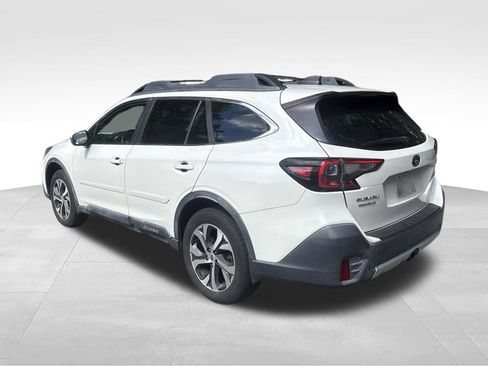Used 2020 Subaru Outback Limited w/ Popular Package #2 AWD/4WD image 3