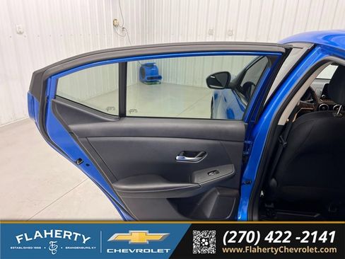 Used 2022 Nissan Sentra SV FWD image 10