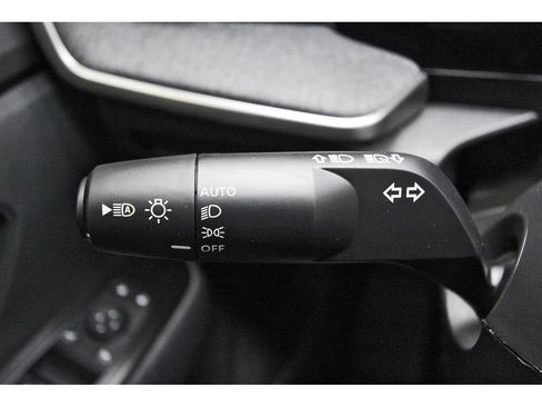 Certified 2026 Nissan Kicks SV FWD image 17