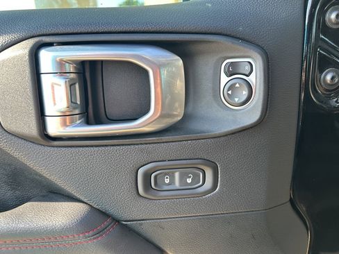 Used 2020 Jeep Wrangler Unlimited Rubicon w/ LED Lighting Group image 17