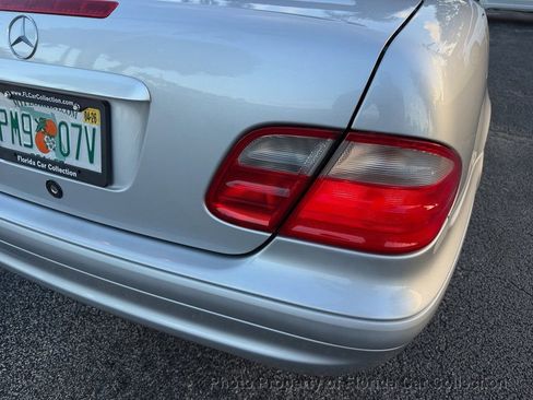 Used 2003 Mercedes-Benz CLK 320 Cabriolet image 30