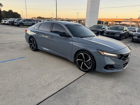 Used 2022 Honda Accord Sport image 10