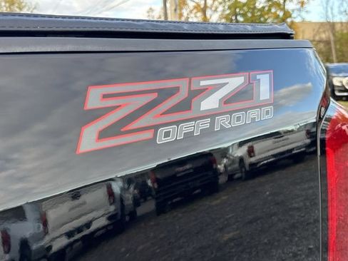 Certified 2022 Chevrolet Colorado Z71 w/ Trail Boss Package image 32