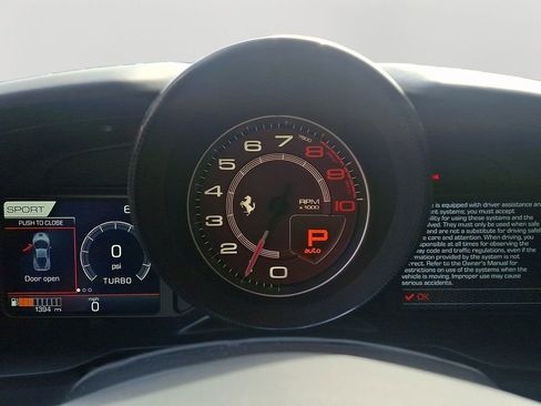 Used 2020 Ferrari F8 Tributo RWD image 17