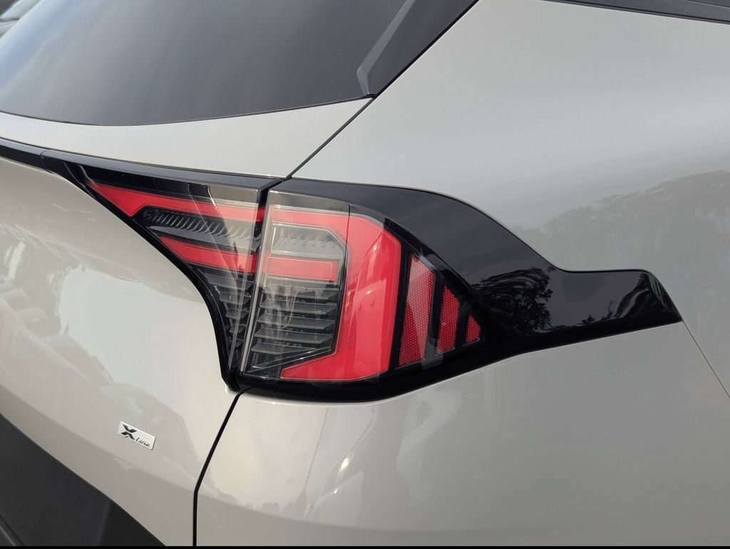 New 2026 Kia Sportage X-Line AWD/4WD image 11