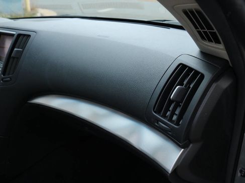 Used 2013 INFINITI G37 x Coupe w/ Premium Pkg image 22