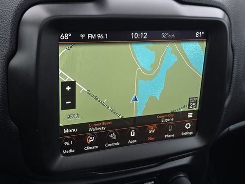 Used 2023 Jeep Renegade Latitude w/ Sun/Sound Group image 18