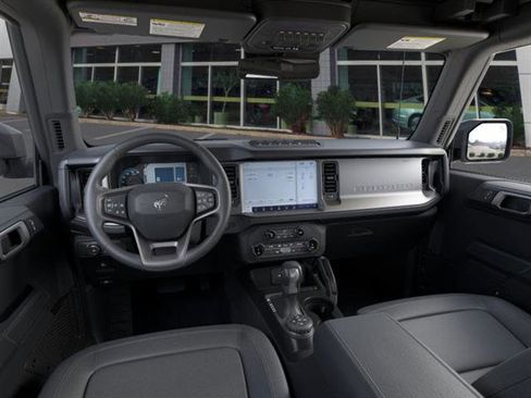 New 2025 Ford Bronco Badlands w/ Sasquatch Package image 9