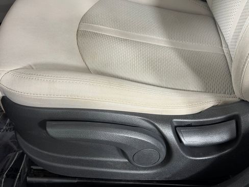 Used 2016 Hyundai Sonata SE FWD image 14