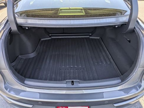 Used 2023 Toyota Crown Limited image 13