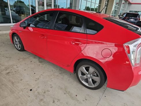 Used 2015 Toyota Prius Persona Series FWD image 23