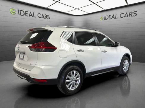 Used 2020 Nissan Rogue SV FWD image 5