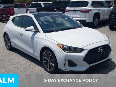Used 2019 Hyundai Veloster 2.0 Premium FWD image 3
