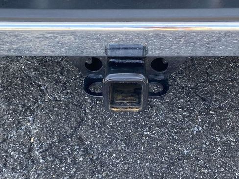 Used 2024 Chevrolet Silverado 1500 LT image 10