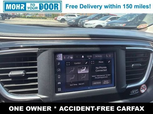 Used 2023 Chrysler Voyager LX FWD image 21