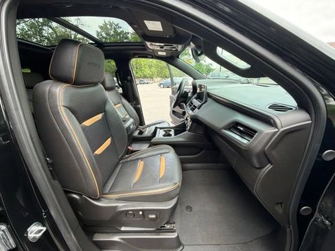 Used 2024 GMC Yukon AT4 w/ Technology Package AWD/4WD image 27