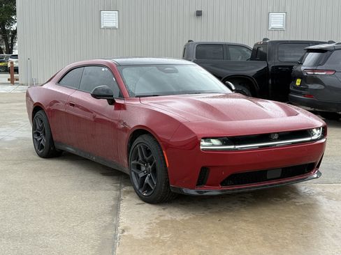 New 2024 Dodge Charger R/T w/ Plus Group image 2