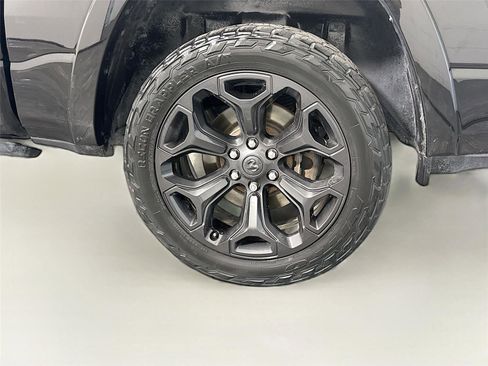 Used 2021 RAM 1500 Limited w/ Night Edition AWD/4WD image 31
