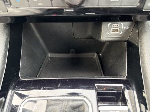 Used 2024 Jeep Compass Limited image 22