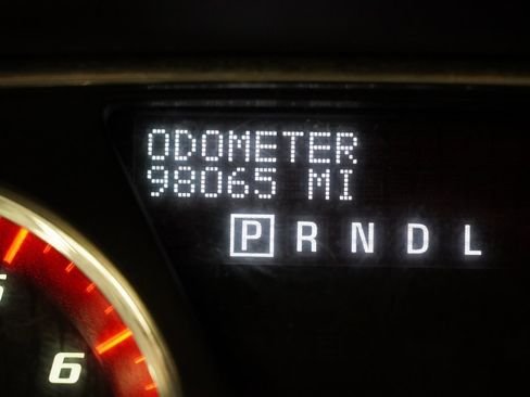 Used 2017 GMC Acadia Limited SLT image 9