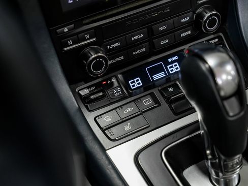 Used 2017 Porsche 911 Carrera image 24