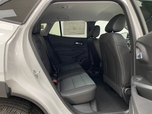 New 2026 Chevrolet Trax LT w/ Driver Confidence Package FWD image 12
