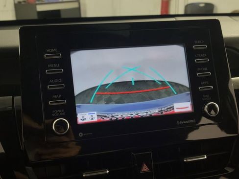 Used 2023 Toyota Camry SE FWD image 18