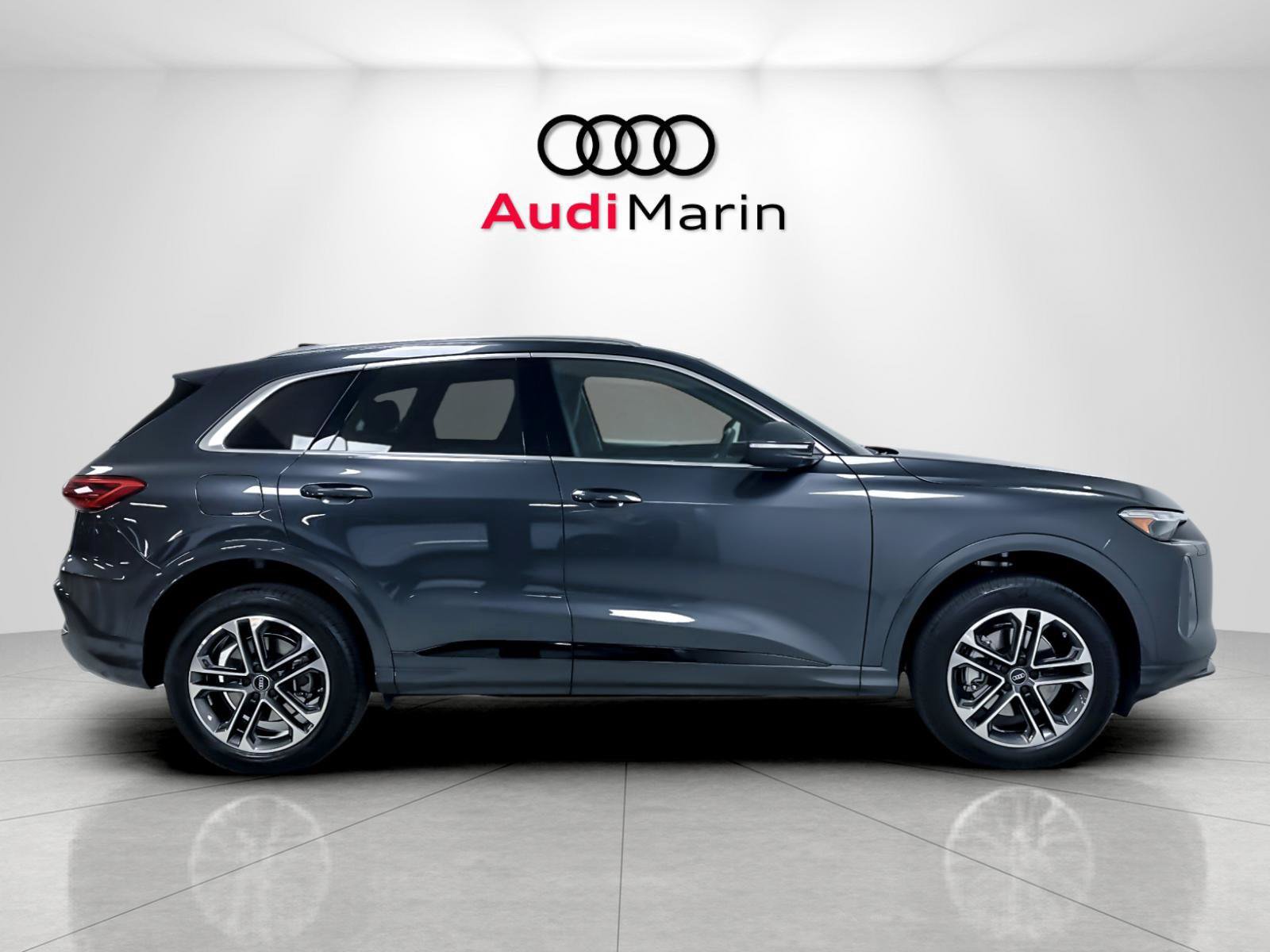 Certified 2026 Audi Q5 Premium Plus AWD/4WD image 6