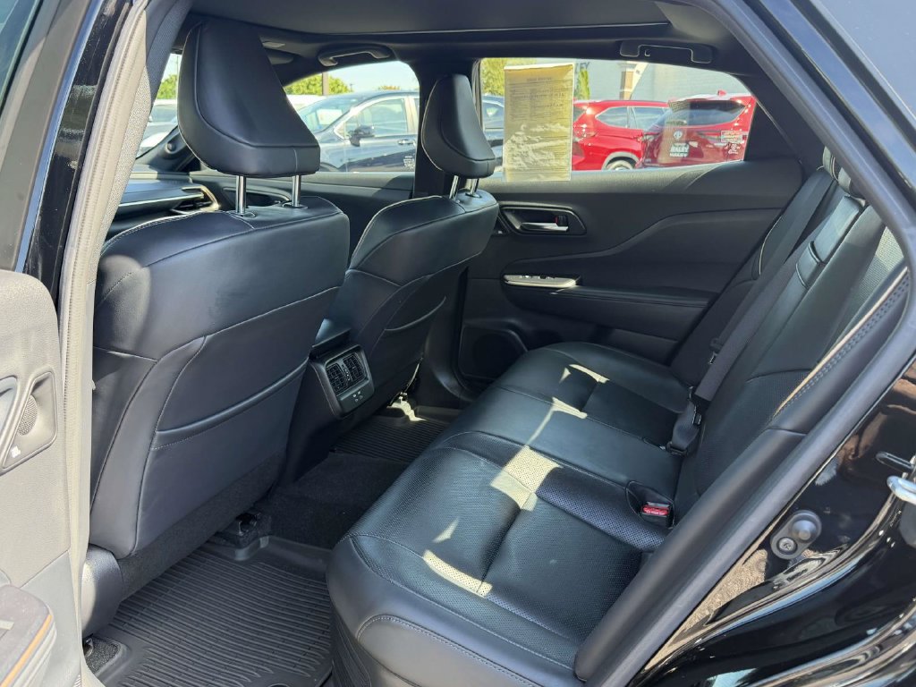 Certified 2023 Toyota Crown AWD/4WD image 16
