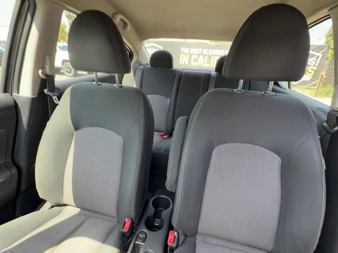 Used 2017 Nissan Versa SV FWD image 13