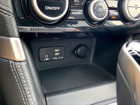 Used 2021 Subaru Forester Limited w/ Popular Package #3 image 35