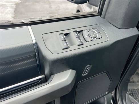 Used 2018 Ford F150 XLT w/ Equipment Group 302A Luxury image 22