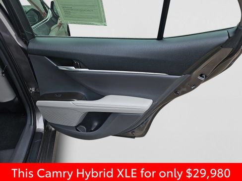 Used 2023 Toyota Camry XLE FWD image 37