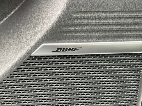 Used 2024 Hyundai Santa Fe Limited image 36