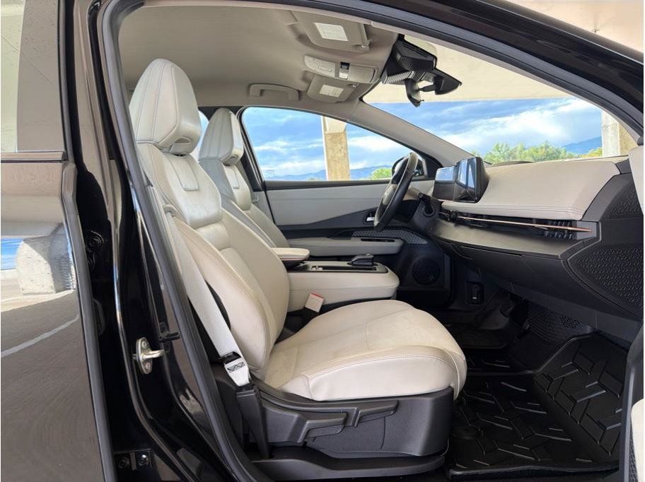 Used 2023 Nissan Ariya FWD image 14