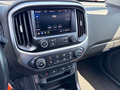 Used 2022 Chevrolet Colorado LT w/ LT Convenience Package AWD/4WD image 18