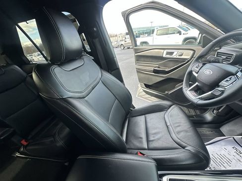 Used 2023 Ford Explorer ST w/ Equipment Group 401A AWD/4WD image 15
