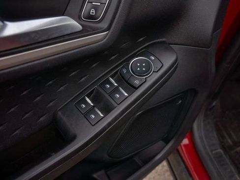 Used 2020 Ford Escape SE AWD/4WD image 16