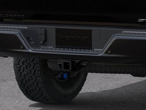 New 2026 Chevrolet Colorado ZR2 w/ Technology Package AWD/4WD image 14