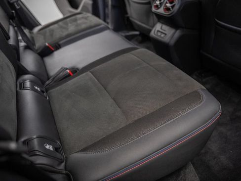 Used 2024 Chevrolet Blazer EV RS AWD/4WD image 32