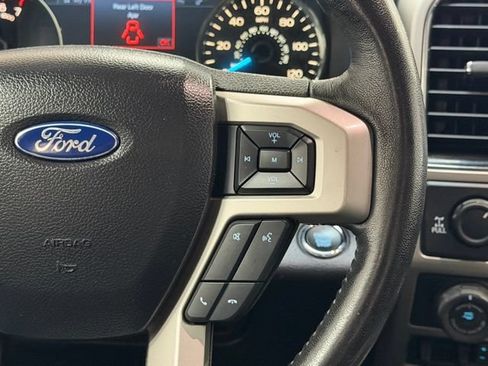 Used 2019 Ford F150 Lariat AWD/4WD image 15